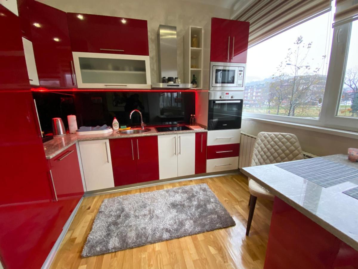 Apartman "Amy Delux" Zenica Exterior photo